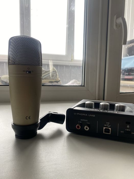 Behringer C3 + Behringer U-Phoria UM2 + XLR