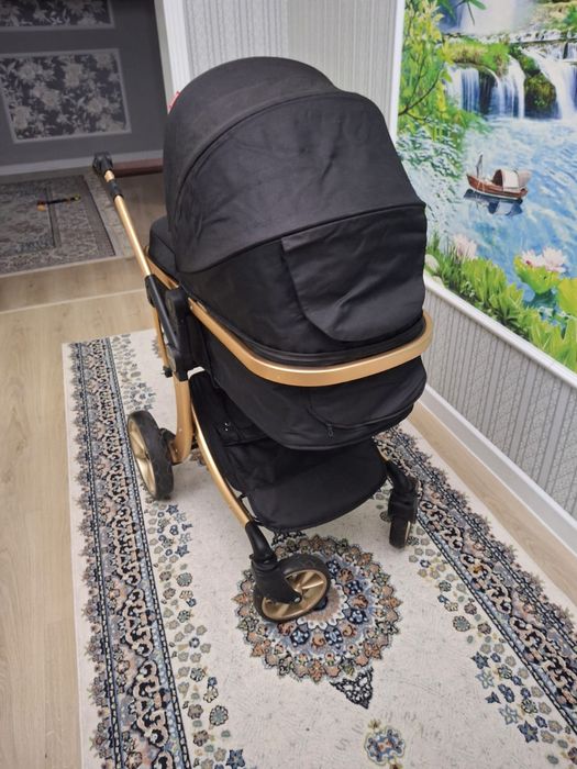 Продам детскую коляску