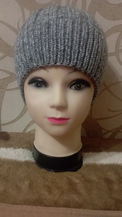 Продаю шапку мужскую.