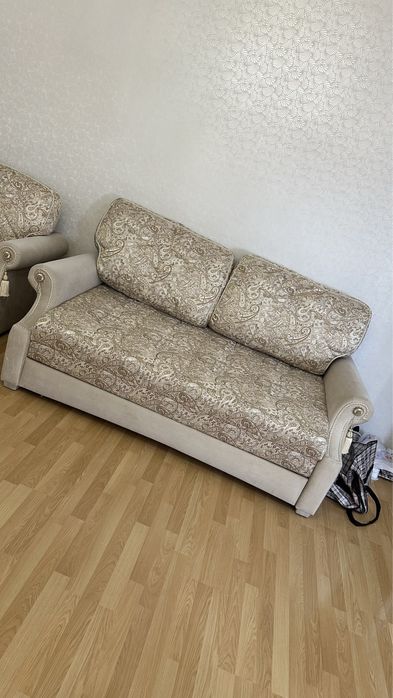 Продам мягкий уголок