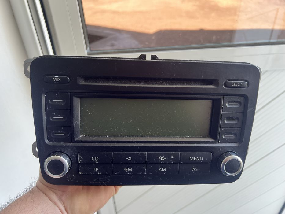 Мултимедия за vw touran 2006