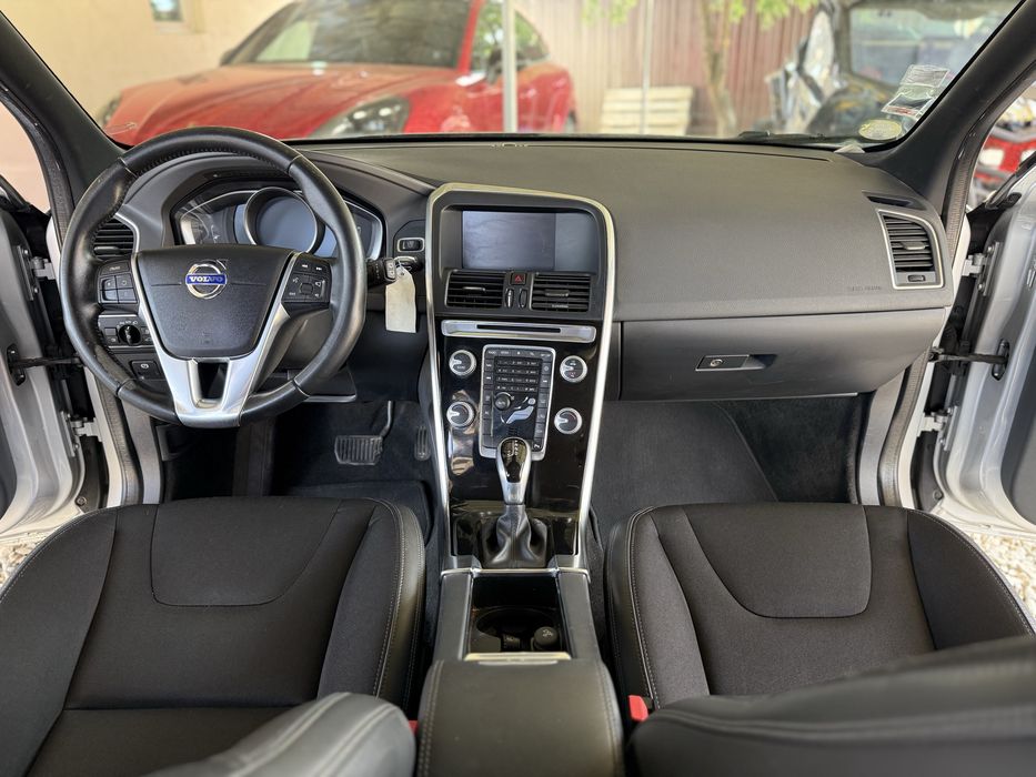 VOLVO XC60 2016 — imagine 5