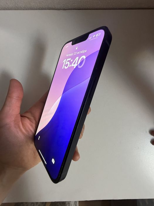 Продам Iphone 14