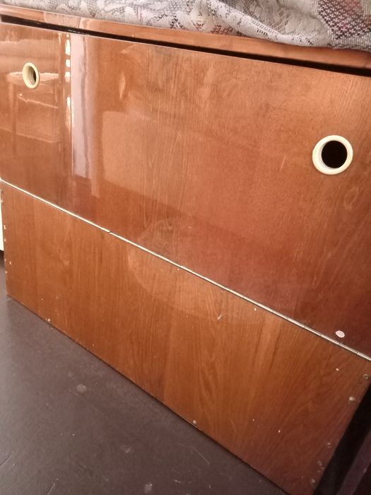 Даром . Тумба под вещи.