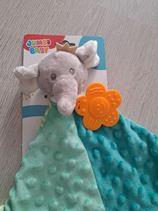 Jucarie mini paturica pentru bebelusi cu elefant cu culori vesele