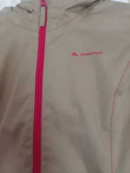 Geacă impermeabilă Quechua