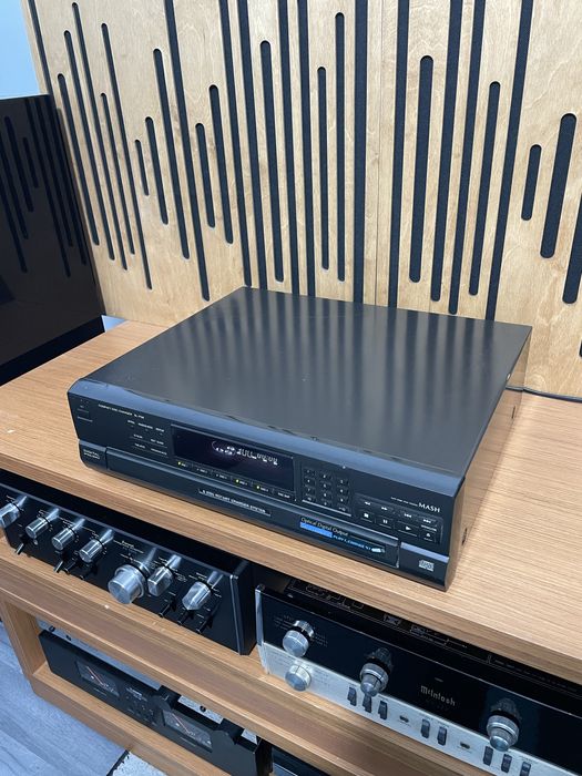 Cd player technics sl-pd8 iesire digitala 5 disk cu telecomanda