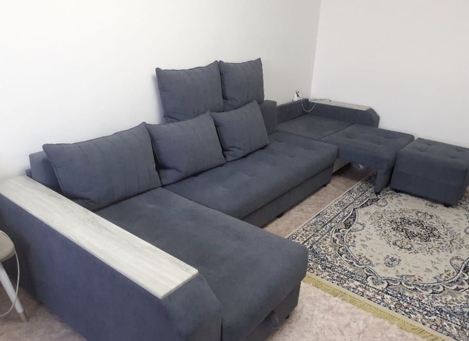 Большой диван продам состояние отличное качество отличное