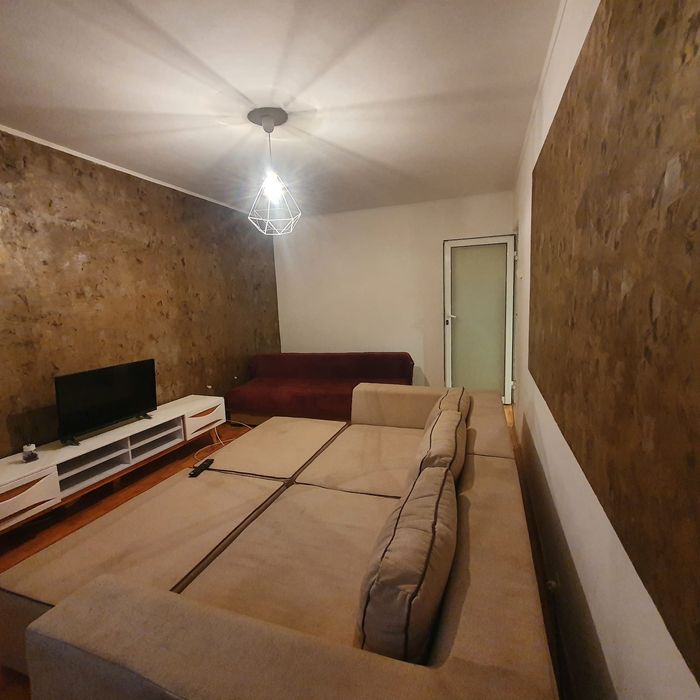 Inchiriez apartament 2 camere mobilat utilat