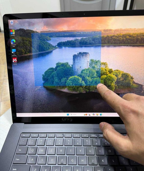 Surface Laptop 4 Black 15” 2,5K IPS I7-1185G7 сенсор 16GB/256GB NVMe