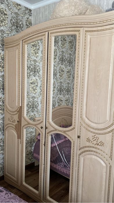 Комнатный гарнитур, в хорошем сотоянии