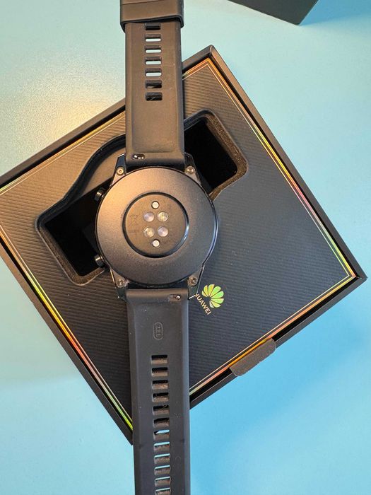 Vând Huawei Watch GT 2, 46mm,Stare excelentǎ