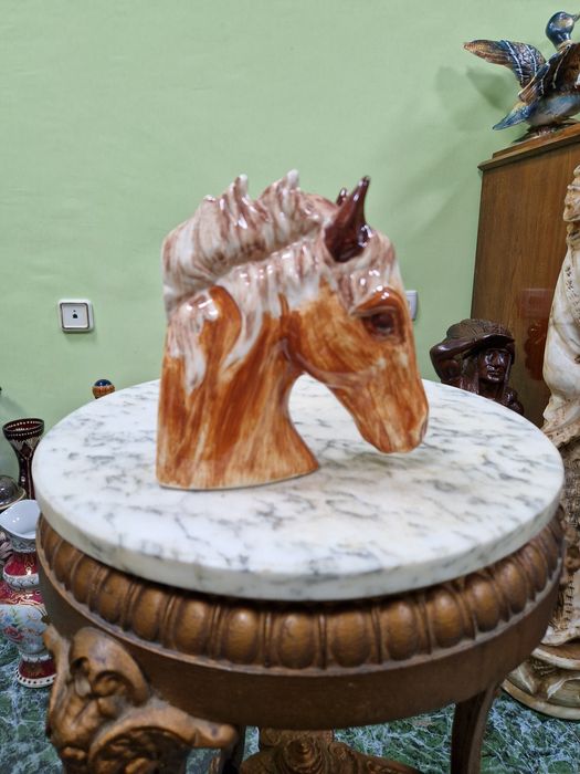 Уникална много красива порцеланова фигура статуетка
