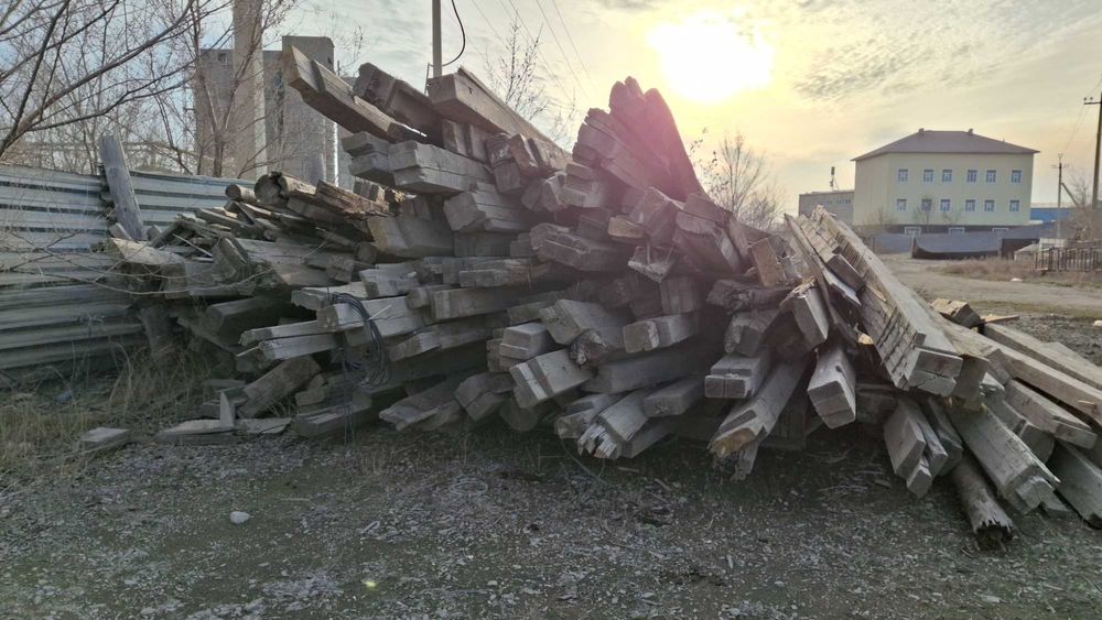 Продаётся брусы 1200 тг