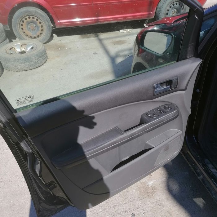 Dezmembrari  Ford C-MAX 1  2003  > 2010 1.6 TDCi Motorina