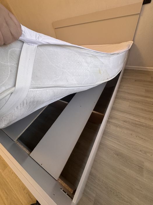 Кровать двухспальный