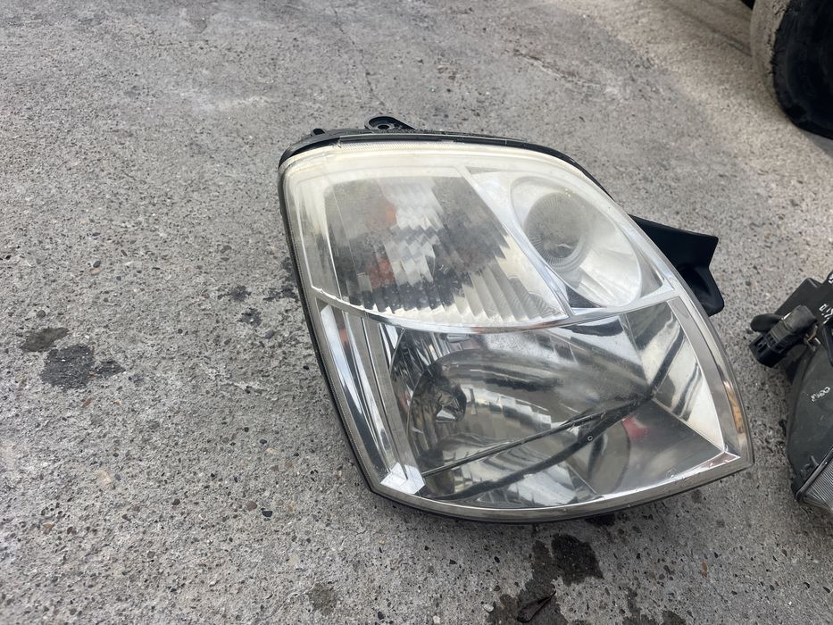 Фар Kia Picanto 2004-