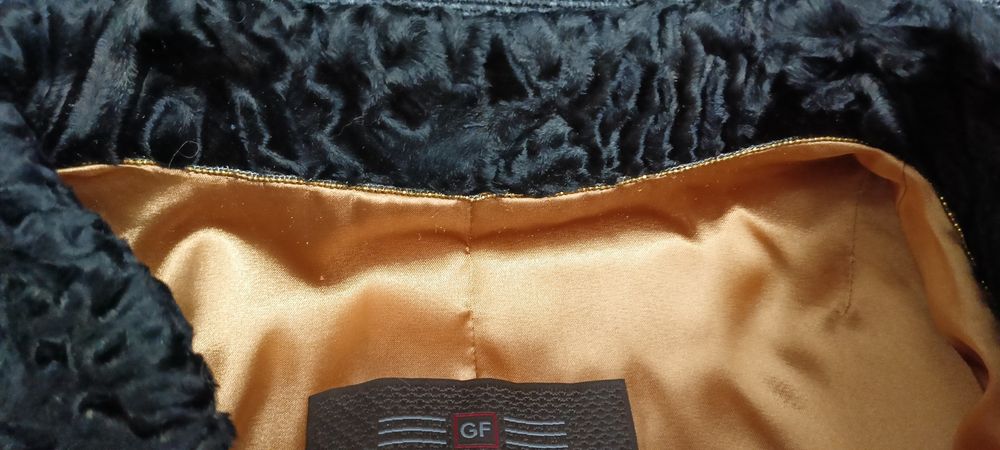 Шуба каракуль свакара.