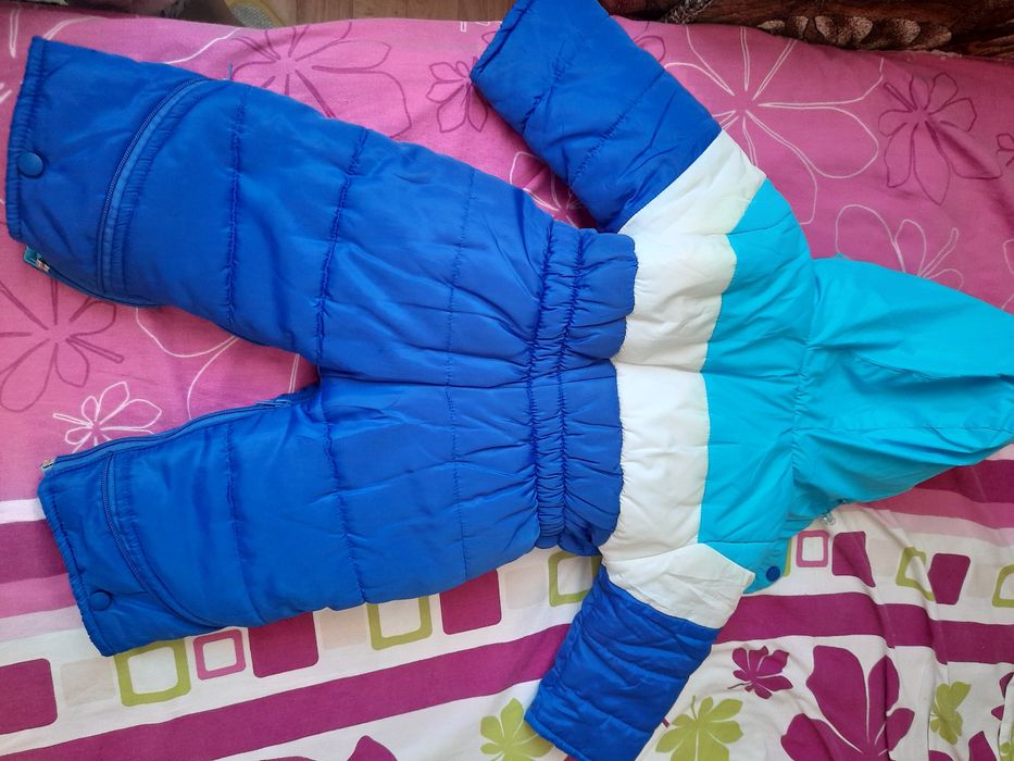 Продам теплый комбинезон - конверт