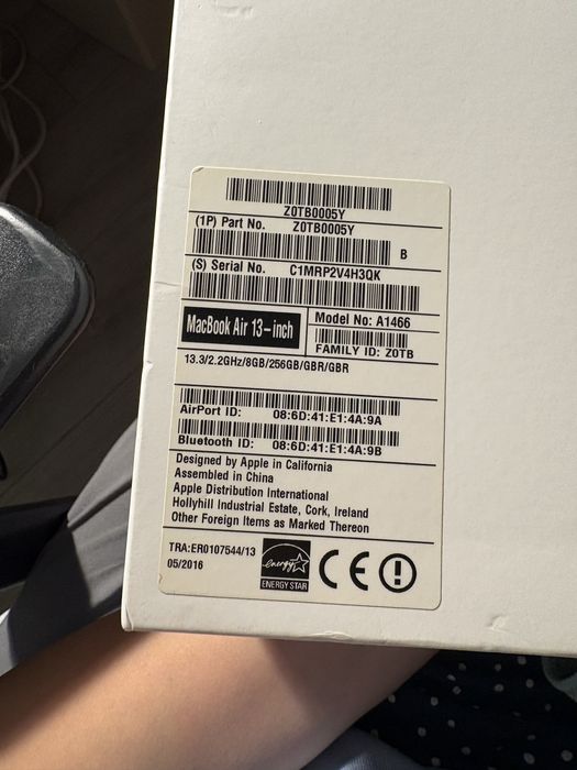 Apple MacBook Air 13 + зарядно
