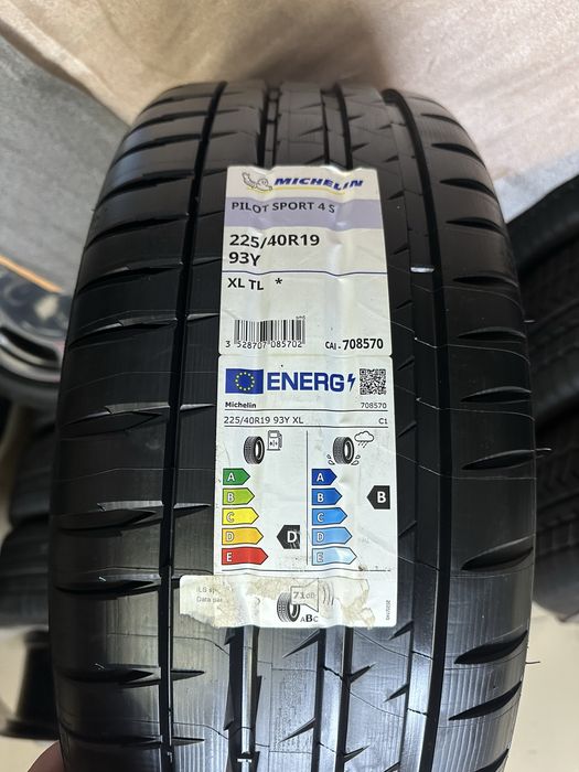 Jante Originale Bmw seria 3/4 G20/22 M pack. pe 19 cu anvelope Vara !