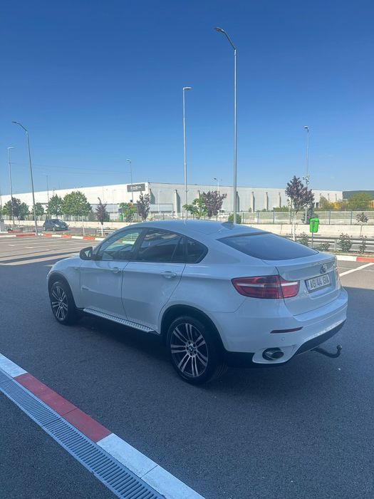 Vând BMW X6 M Pachet de fabrica