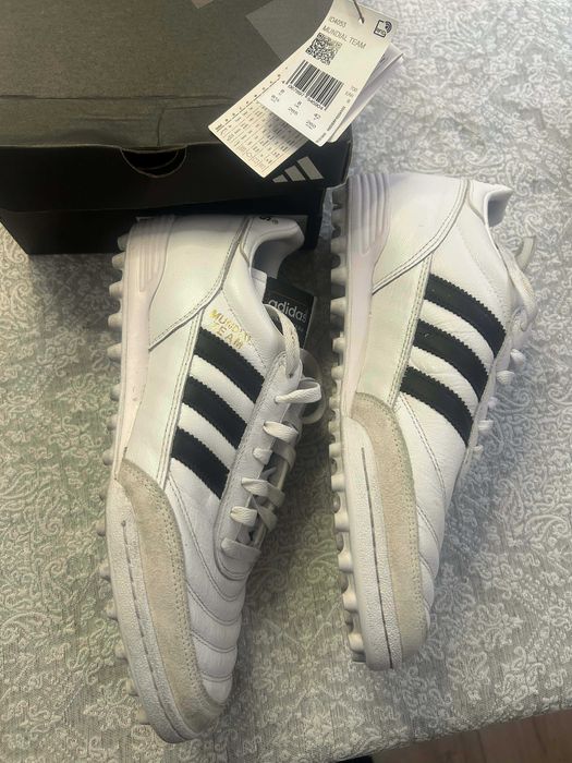 Стоножки ADIDAS Mundial Team Turf 42 номер