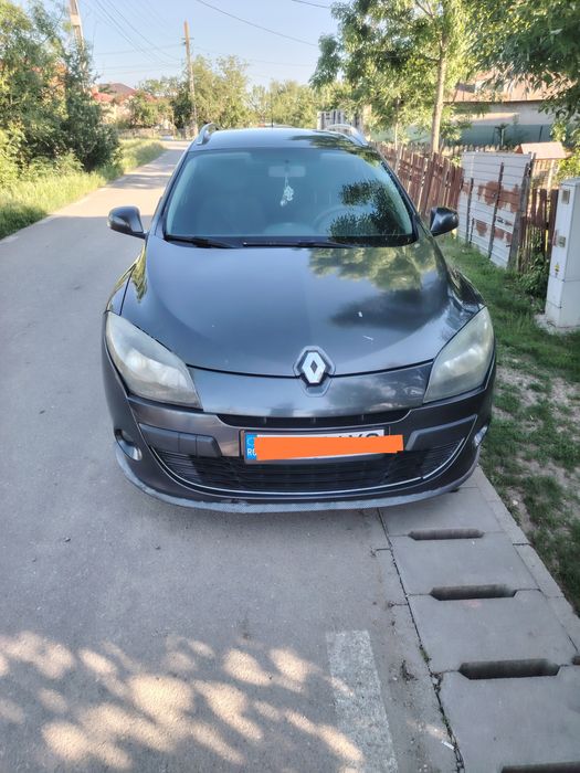 Vând Megane 3 break