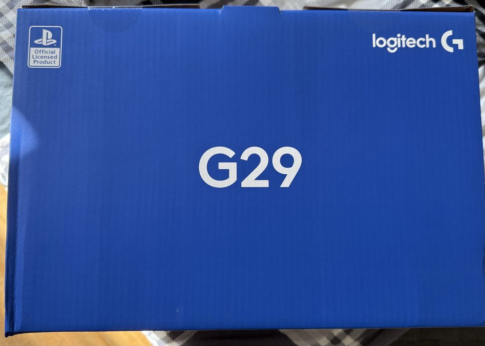 Гаранция 2 години / Logitech G29 волан с педали / Неразопакован