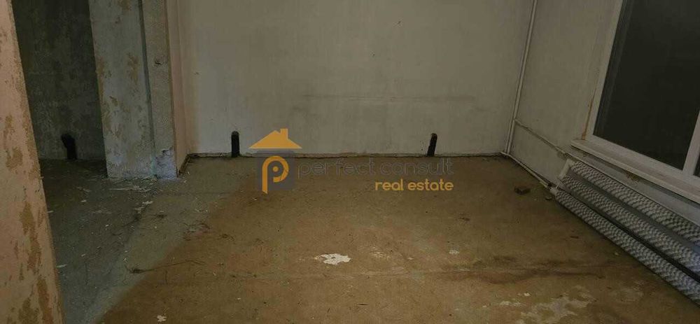 Продава се Тристаен апартамент в Пловдив, Тракия - 92 кв.м за 1196 €/кв.м - Снимка #2