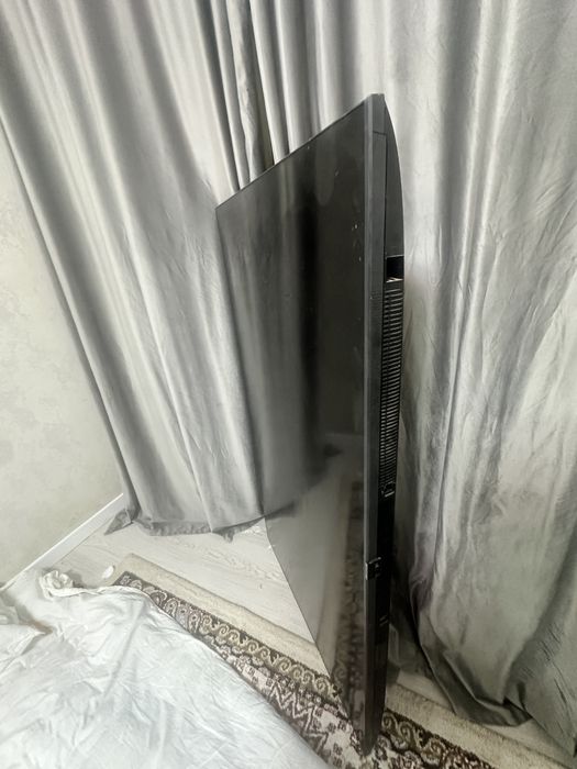 Телефизор UE65TU7100UXCE( не роботает)