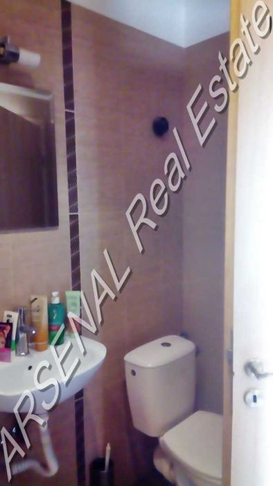 Дава се под наем Ателие в София, Витоша - 50 кв.м за 398.82 € - Снимка #1