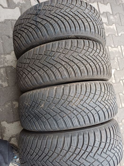 Гуми 205/55/16 Ханкок