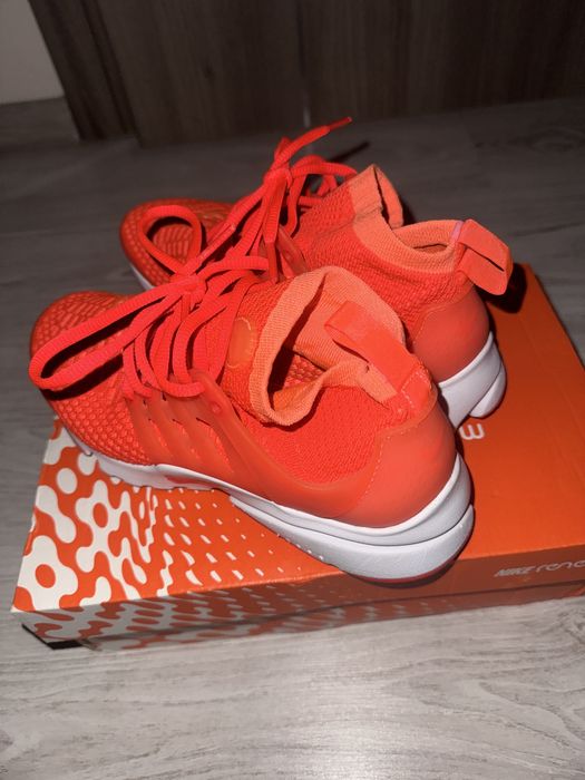 Adidasi sport dama foarte usori