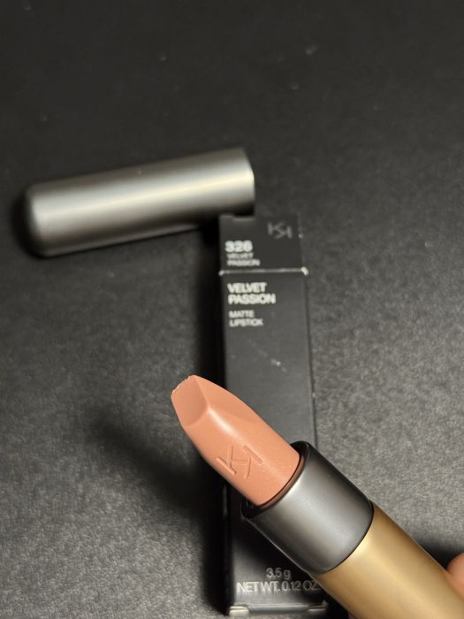 Rujuri Velvet Passion Matte Kiko Milano 304 , 326