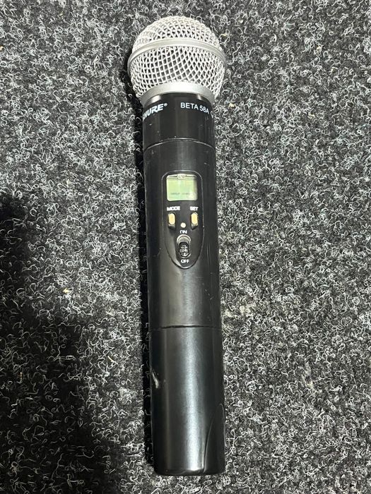 Shure ULXP4 / Beta 58A