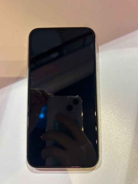 айфон 11 бу , 128 гб , акум 75