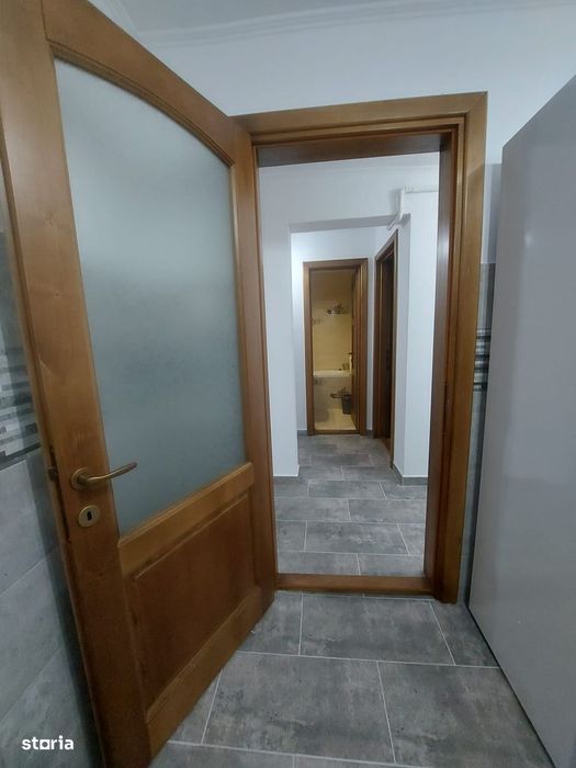 Vanzare apartament 3 camere decomandat, zona micro 6 Targoviste