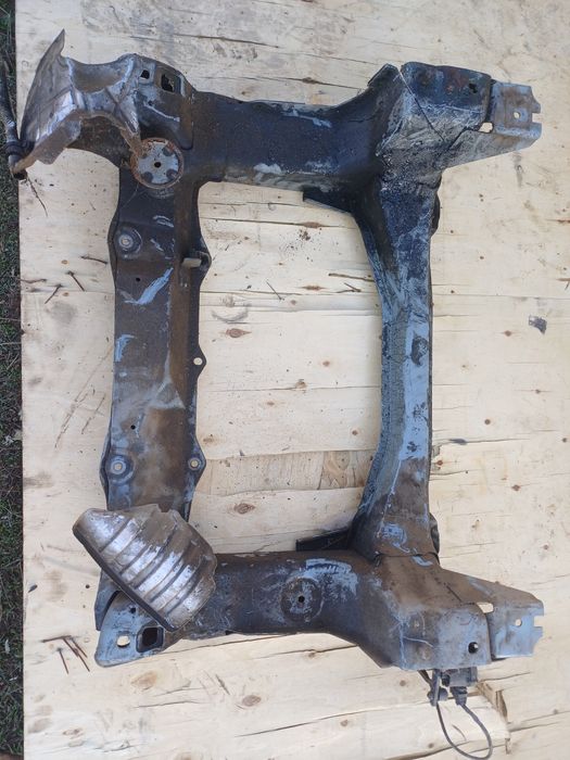 Цапфа, ступица на Мерседес 4матик