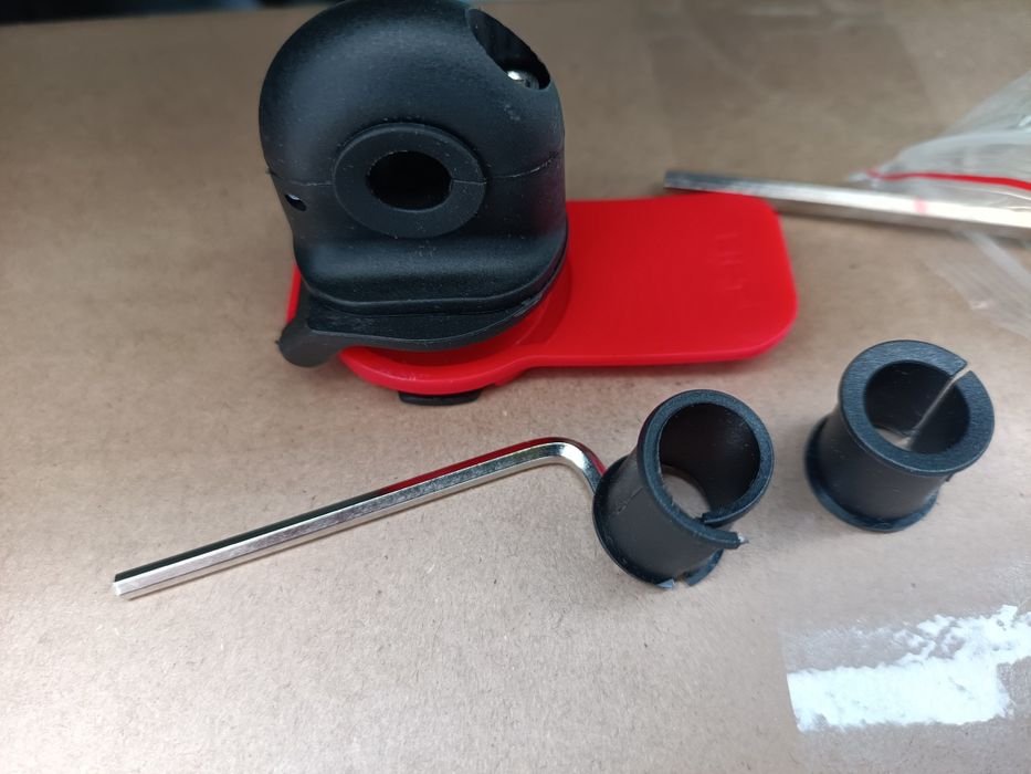 Suport de telefon tip QuadLock / Suport antifurt montare pe ghidon