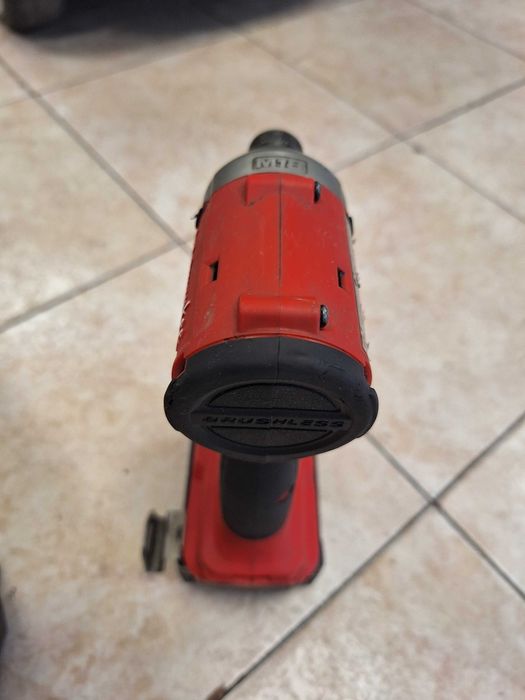 Комплект машини Milwaukee М18-BLCPP2B-402C