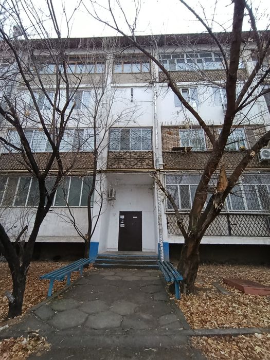 2х комн 3 эт + гараж центр Метроном