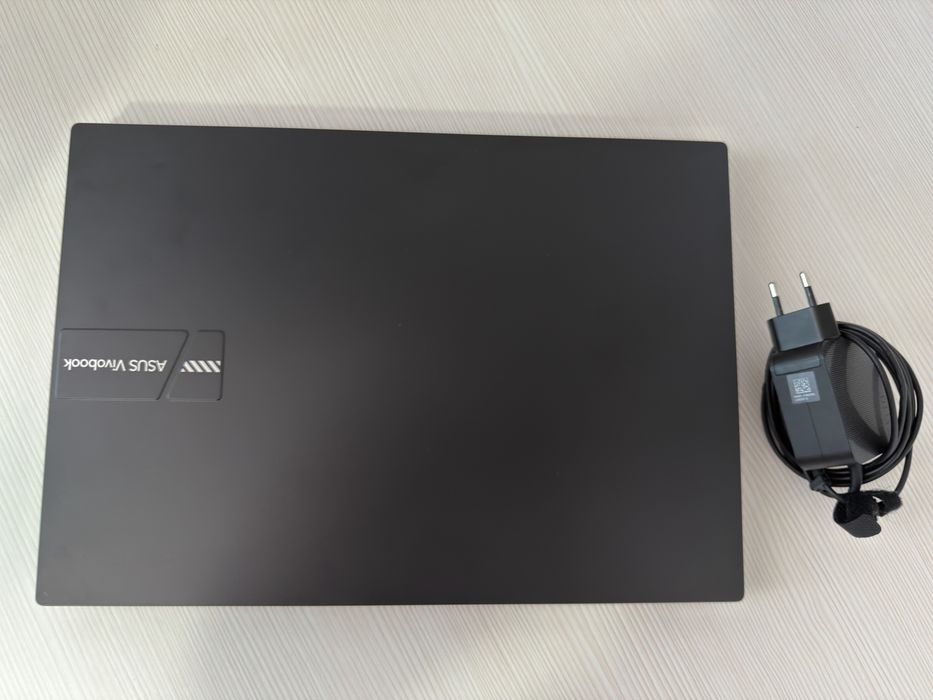 ASUS Vivobook 16 | i5-13500H | 16GB RAM | Cu garantie