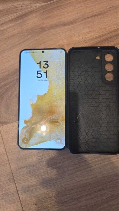 Samsung S22 128GB Black – stare foarte bună + husă magnetică anti-soc + cutie