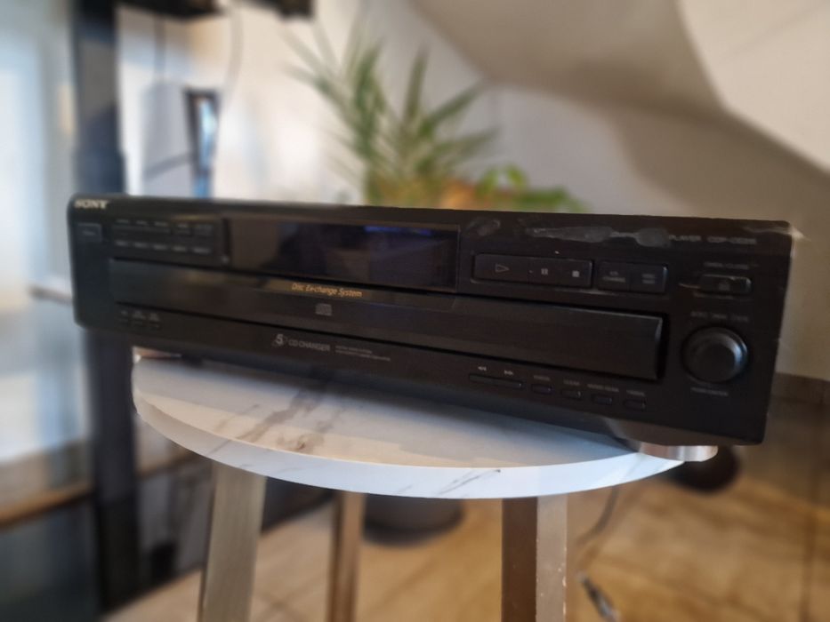 Sony CD Player 5 discuri