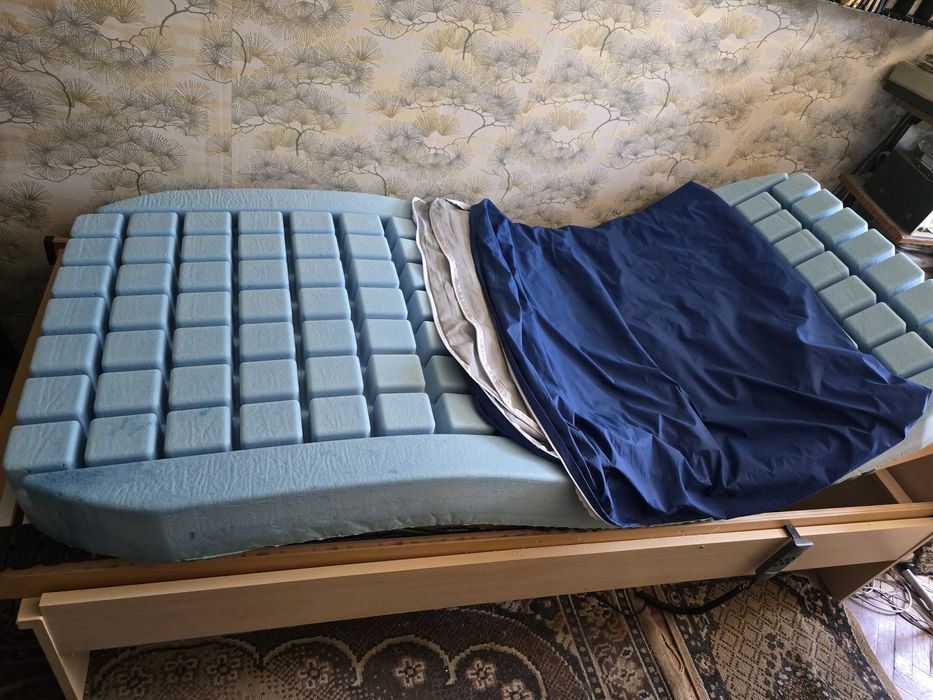 Ортопедично, електрическо легло