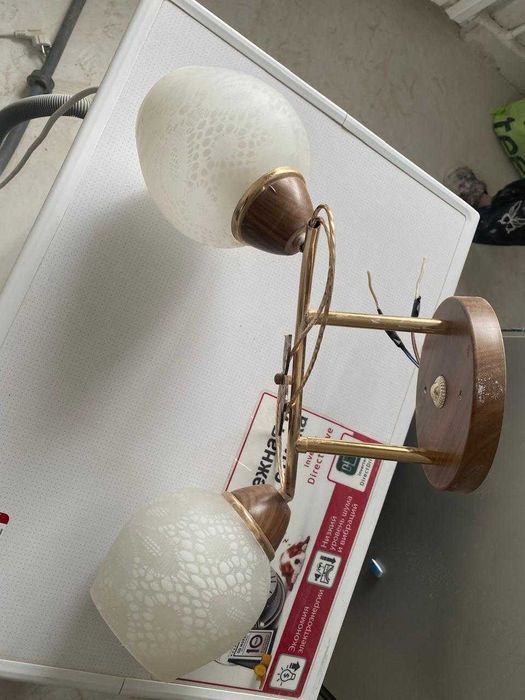 Продам люстры потолочные ( по отдельности)