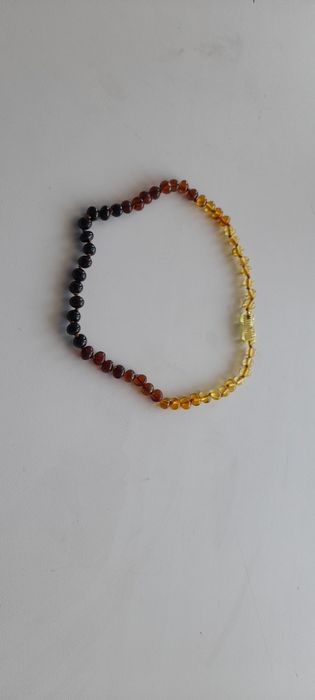 Янтарные детские бусы