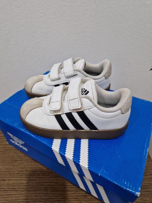 Adidas marimea 27