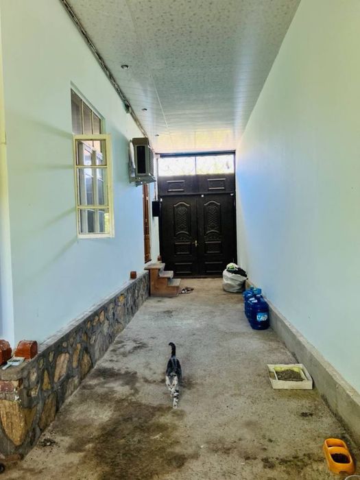 Уй сотилади хамма нарсаси билан